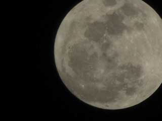 満月